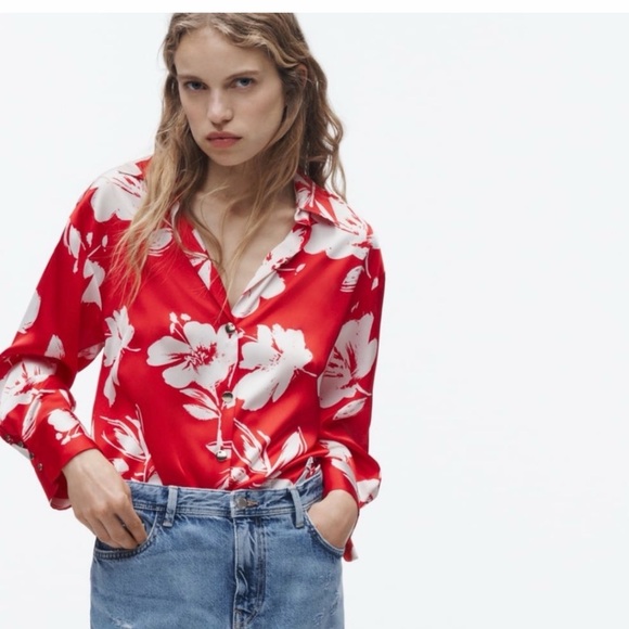 Zara red floral print satin blouse - Picture 2 of 7